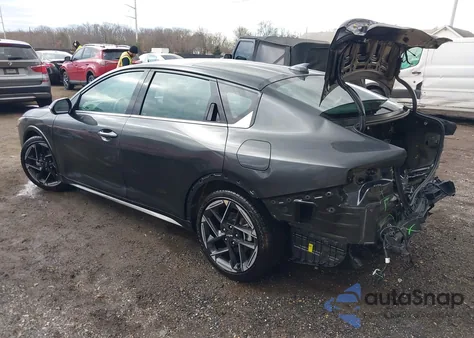 2025 Kia K4 Gt-Line z USA, uszkodzony, nr VIN 3KPFW4DEXSE178918